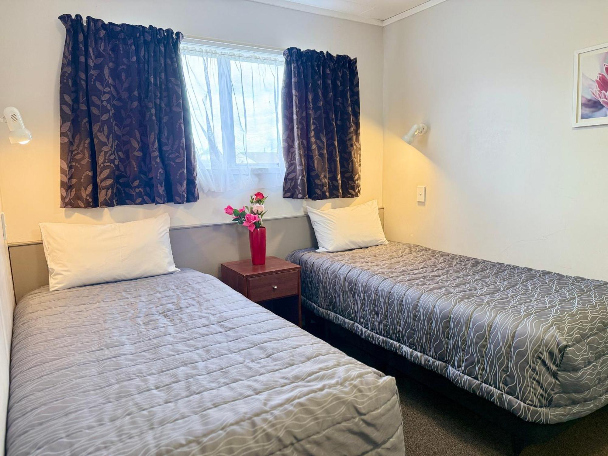 Continental Motel Whangarei Ngoại thất bức ảnh